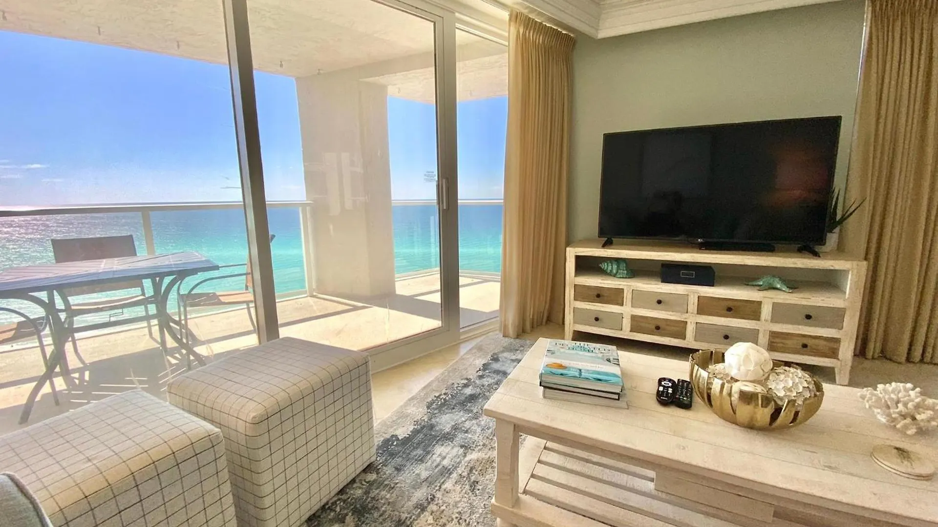 4349 Beachside Two Destin 0*,